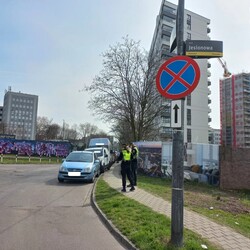 Lawina mandatów i blokad