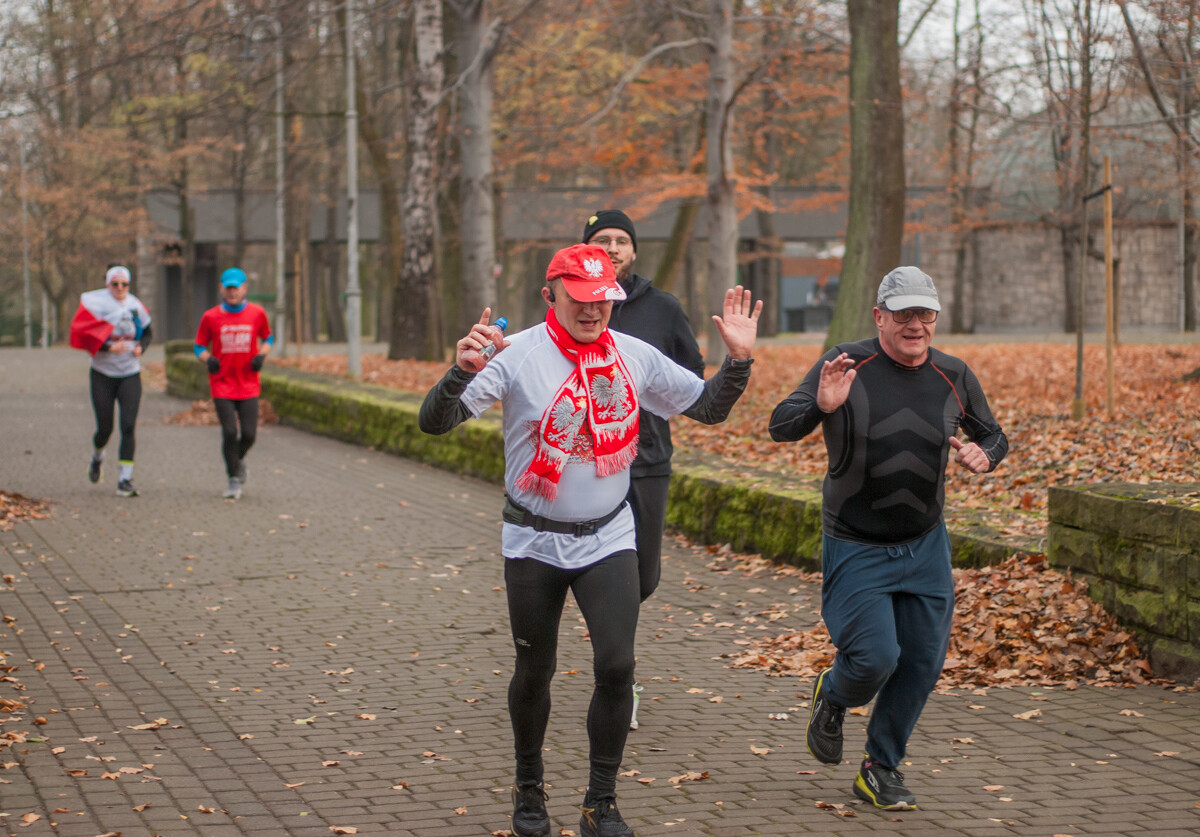 Za nami kolejna specjalna odsłona parkrun Katowice, tym razem patriotyczna, w biało-czerwonych barwach!