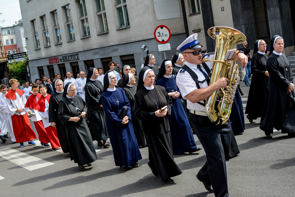 W drodze do Archikatedry.