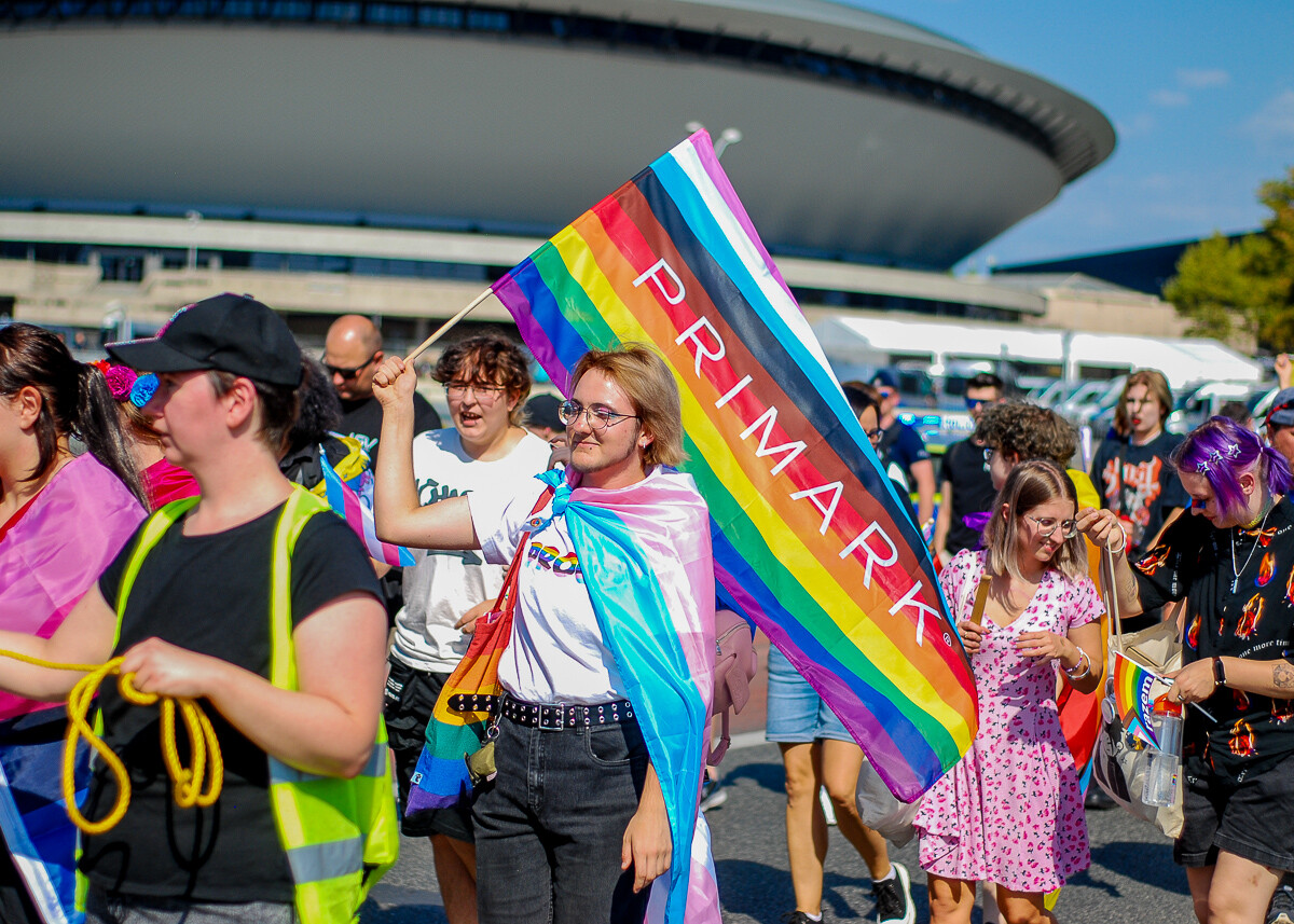 Najbardziej kolorowa impreza w mieście po raz 8 już przeszła przez centrum Katowic. Marsz równości po raz kolejny zgromadził tłum ludzi, rzeszę gapiów, i rok rocznie coraz mniejszą grupę kontrmanifestantów.