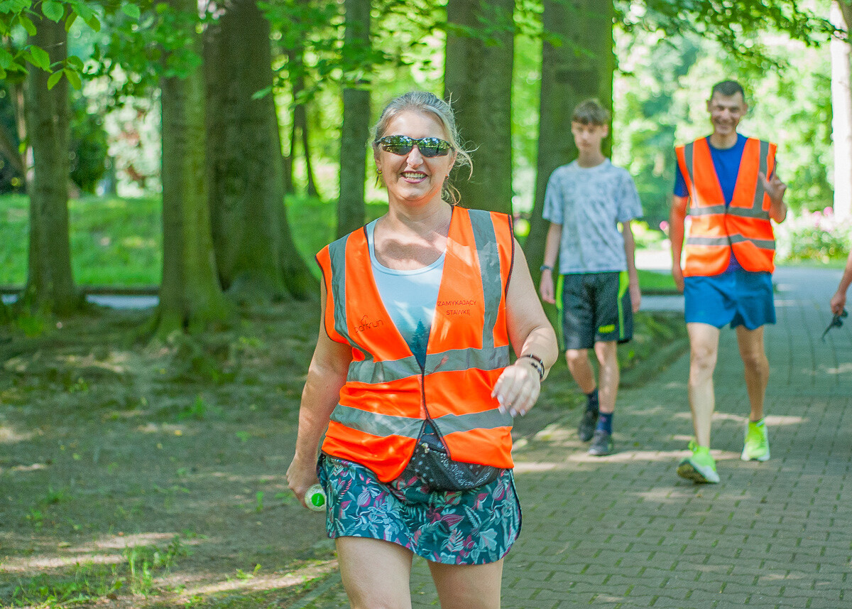 Kolejna specjalna edycja spotkań parkrun za nami. W słoneczny, sobotni poranek w parku Kościuszki po raz kolejny pojawił się tłum ludzi.