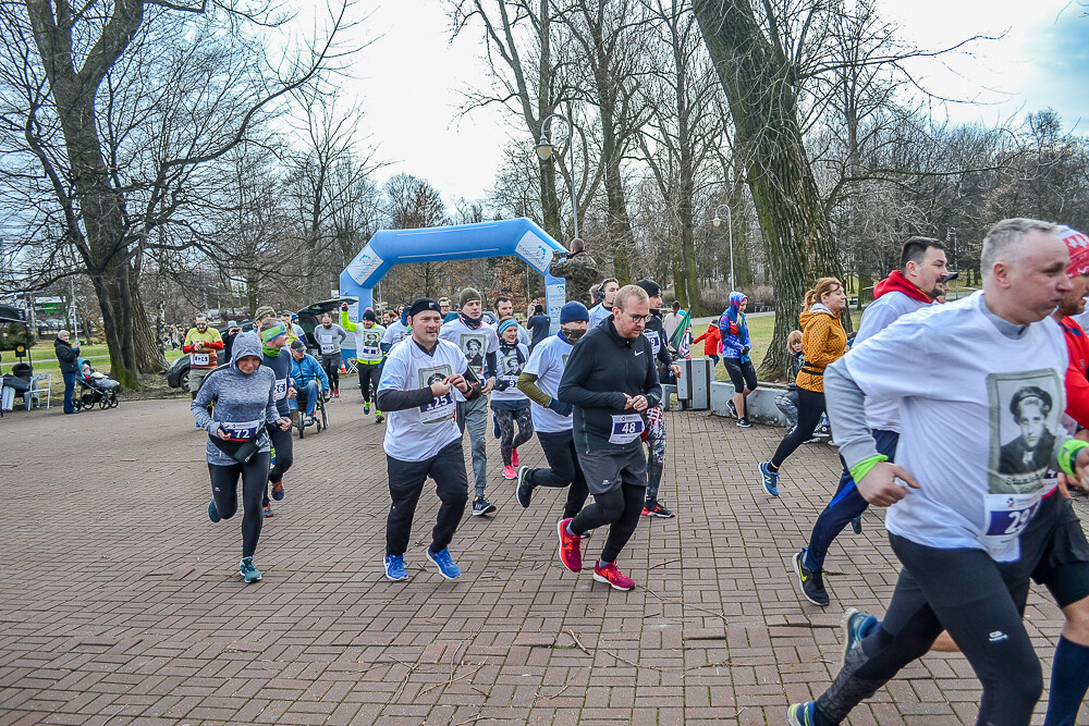 Kolejna edycja Biegu Tropem Wilczym za nami, kilkadziesiąt osób ruszyło w pięcio- i dziesięciokilometrową trasę alejkami Parku Kościuszki, aby uczcić pamięć Żołnierzy Wyklętych.