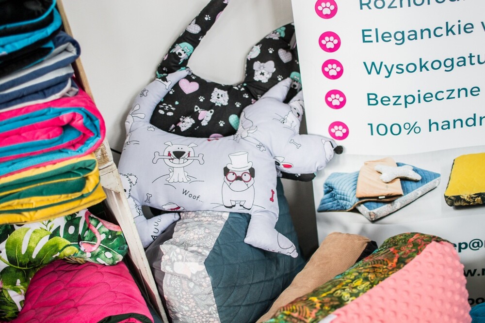 W ubiegłą sobotę w Szybie Wilson odbyła się nietuzinkowa impreza dla fanów czworonogów. PSOTY, bo o nich mowa, czyli niezależne targi dla sympatyków psów i kotów. Byliśmy, mamy zdjęcia i polecamy!