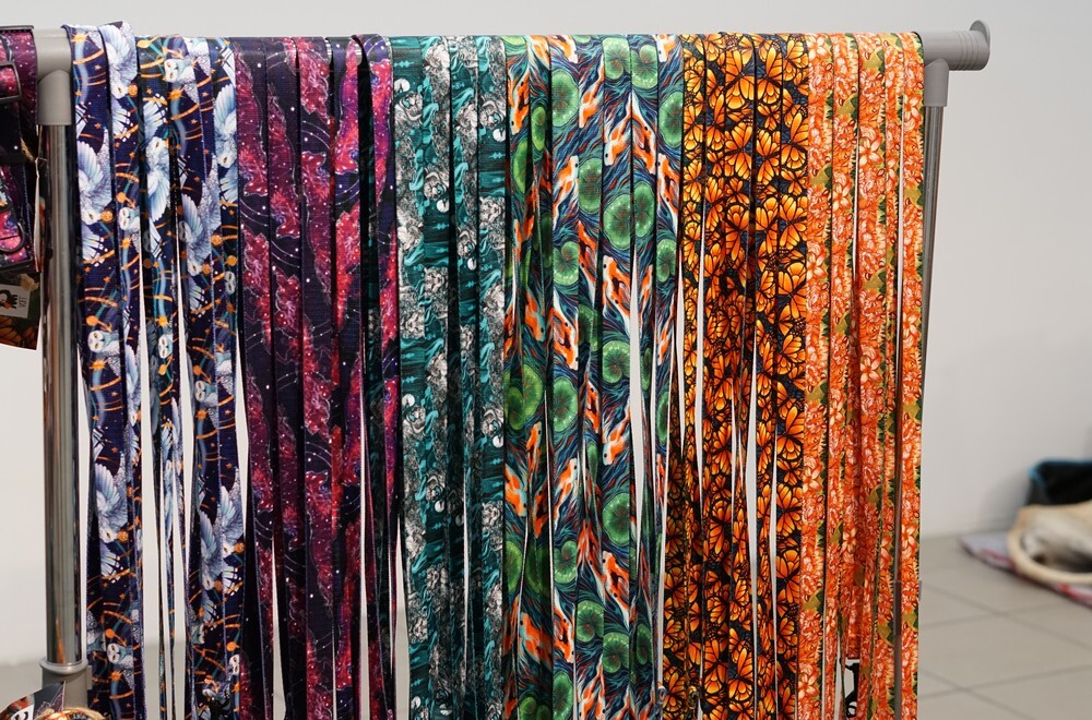 Tłumy podczas katowickiej edycji targów dla psów PupiLove. Wydarzenie skierowane do właścicieli oraz miłośników psów i kotów gościło w niedzielne popołudnie w Galerii BWA.