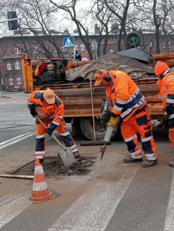 Remont chodników w Katowicach. 230 tys. zł na poprawę bezpieczeństwa pieszych!