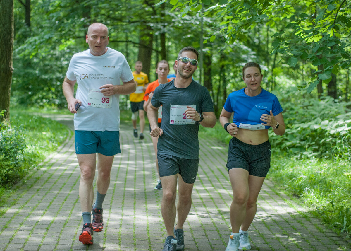 Za nami VI edycja Charytatywnego Biegu z okazji Dnia Dziecka „Tauron Biegnij dla Aniołów”! W Parku Kościuszki pojawił się kolorowy tłum biegaczy. Mamy to na zdjęciach!