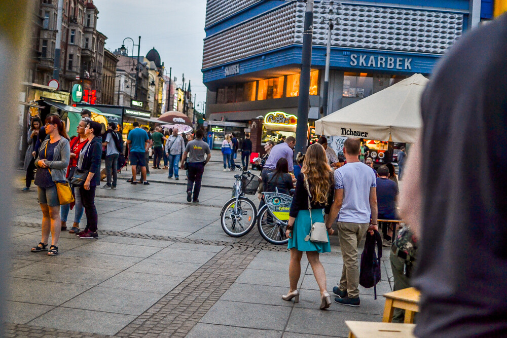 Food Trucki na dobre wpisały się już nie tylko w wakacyjną, ale i niemal całoroczną panoramę Katowic. Od piątku 19. lipca czekają na Rynku.