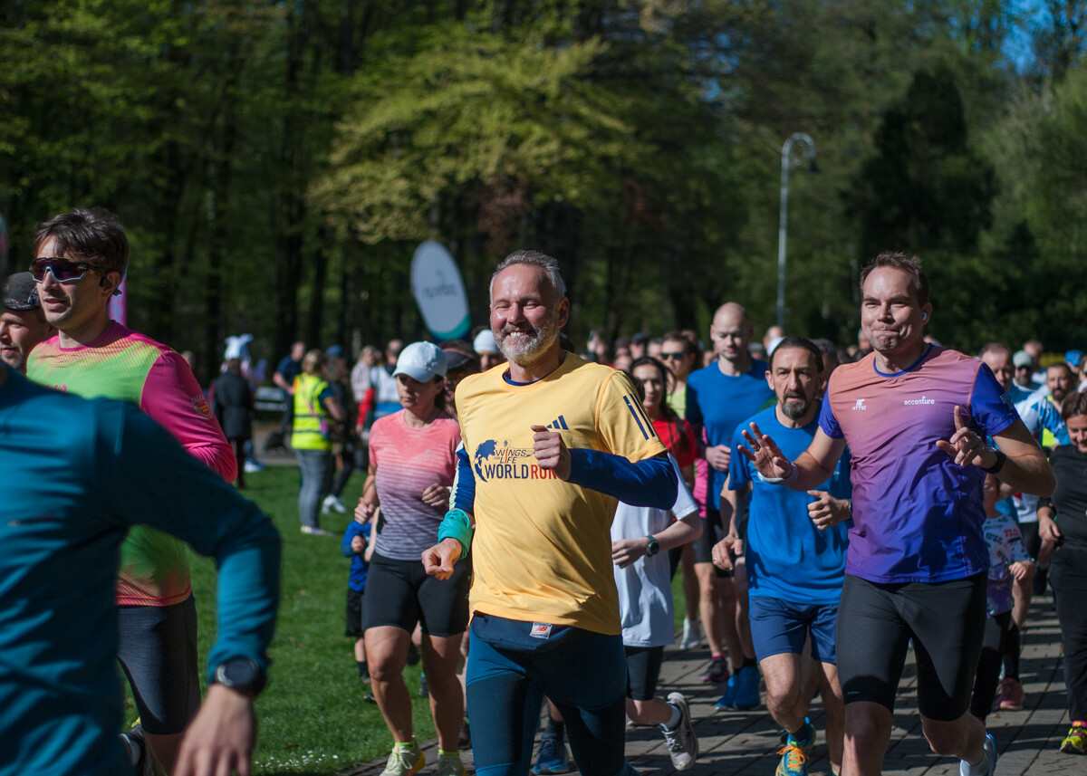 Kolejna niestandardowa odsłona spotkań biegowych parkrun za nami. Jak wyglądała edycja wielkanocna? My już wiemy i mamy sporo zdjęć!