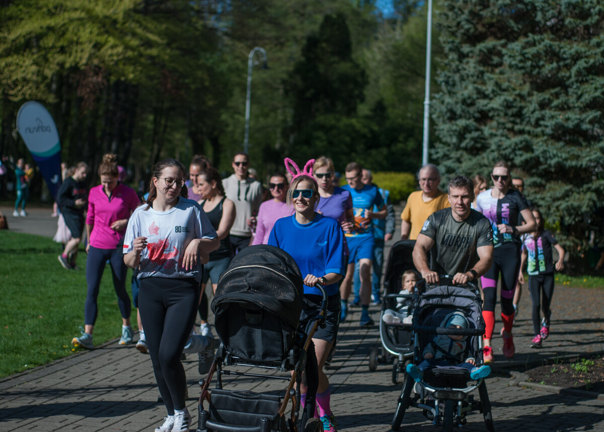 Kolejna niestandardowa odsłona spotkań biegowych parkrun za nami. Jak wyglądała edycja wielkanocna? My już wiemy i mamy sporo zdjęć!