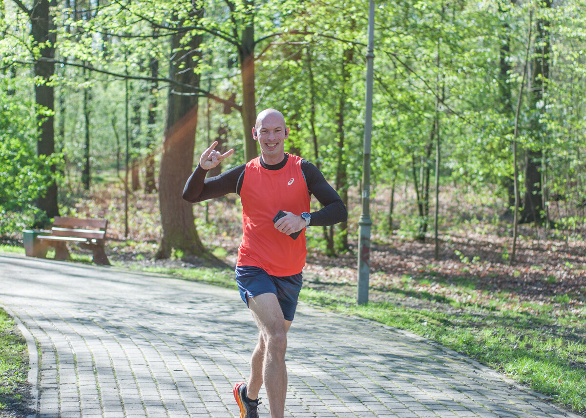 Kolejna niestandardowa odsłona spotkań biegowych parkrun za nami. Jak wyglądała edycja wielkanocna? My już wiemy i mamy sporo zdjęć!