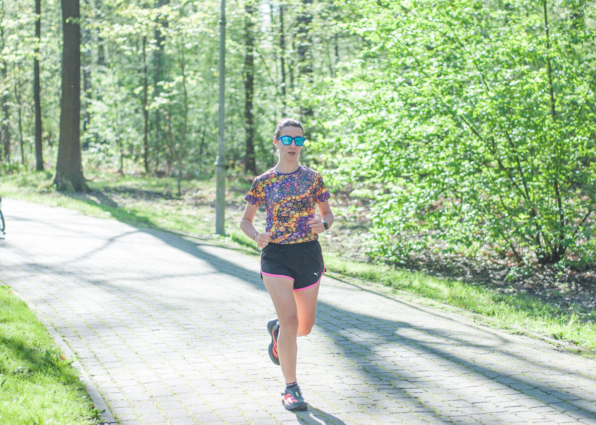 Kolejna niestandardowa odsłona spotkań biegowych parkrun za nami. Jak wyglądała edycja wielkanocna? My już wiemy i mamy sporo zdjęć!