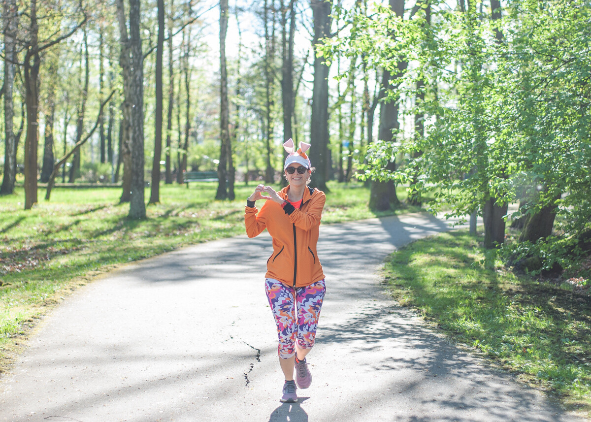 Kolejna niestandardowa odsłona spotkań biegowych parkrun za nami. Jak wyglądała edycja wielkanocna? My już wiemy i mamy sporo zdjęć!