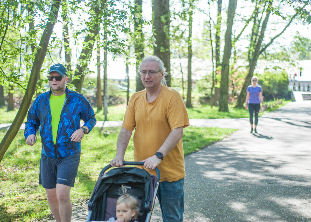 Kolejna niestandardowa odsłona spotkań biegowych parkrun za nami. Jak wyglądała edycja wielkanocna? My już wiemy i mamy sporo zdjęć!