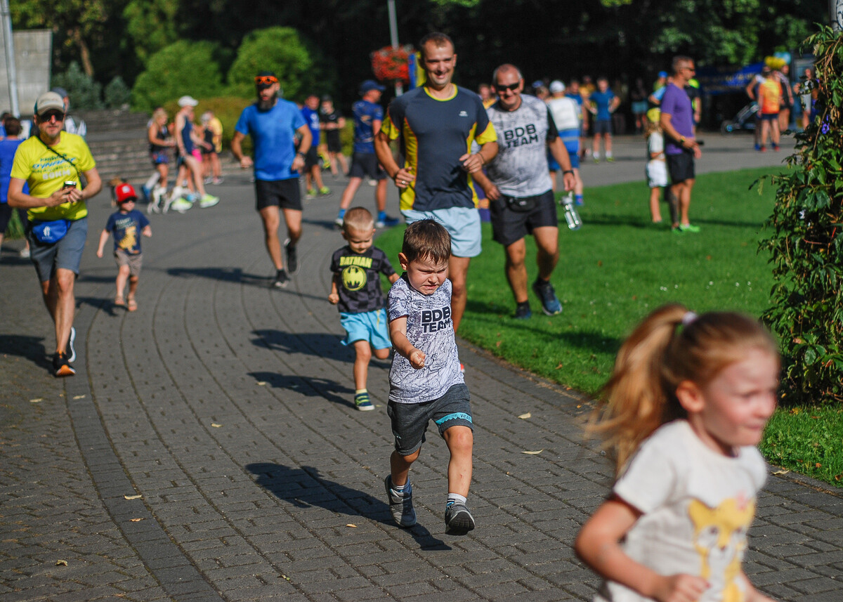 Kolejna, 370 już edycja biegu parkrun Katowice za nami. Ta była wyjątkowa, ponieważ została zorganizowana po śląsku. Było fest gryfnie!