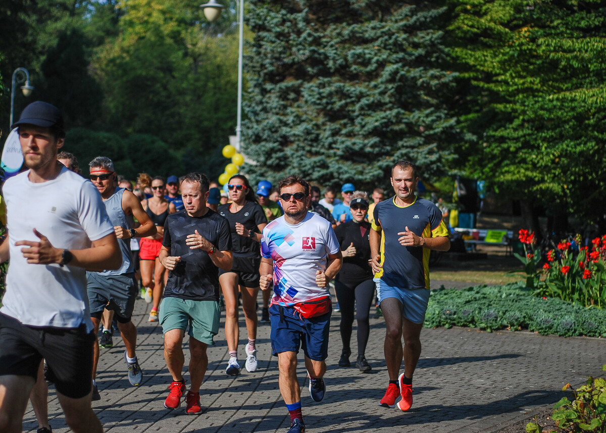 Kolejna, 370 już edycja biegu parkrun Katowice za nami. Ta była wyjątkowa, ponieważ została zorganizowana po śląsku. Było fest gryfnie!